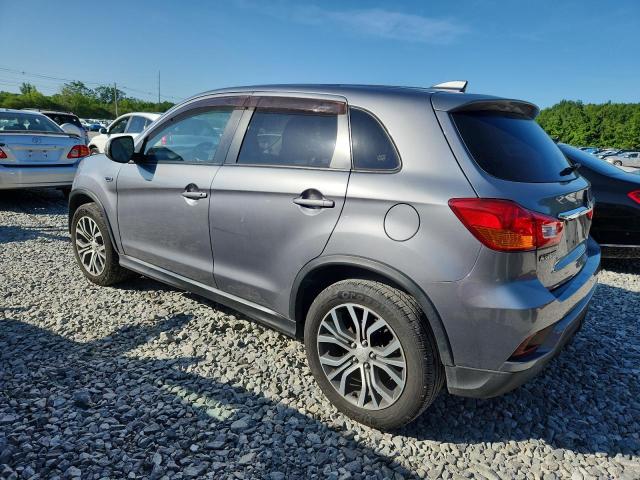 MITSUBISHI OUTLANDER 2018 Srebrny