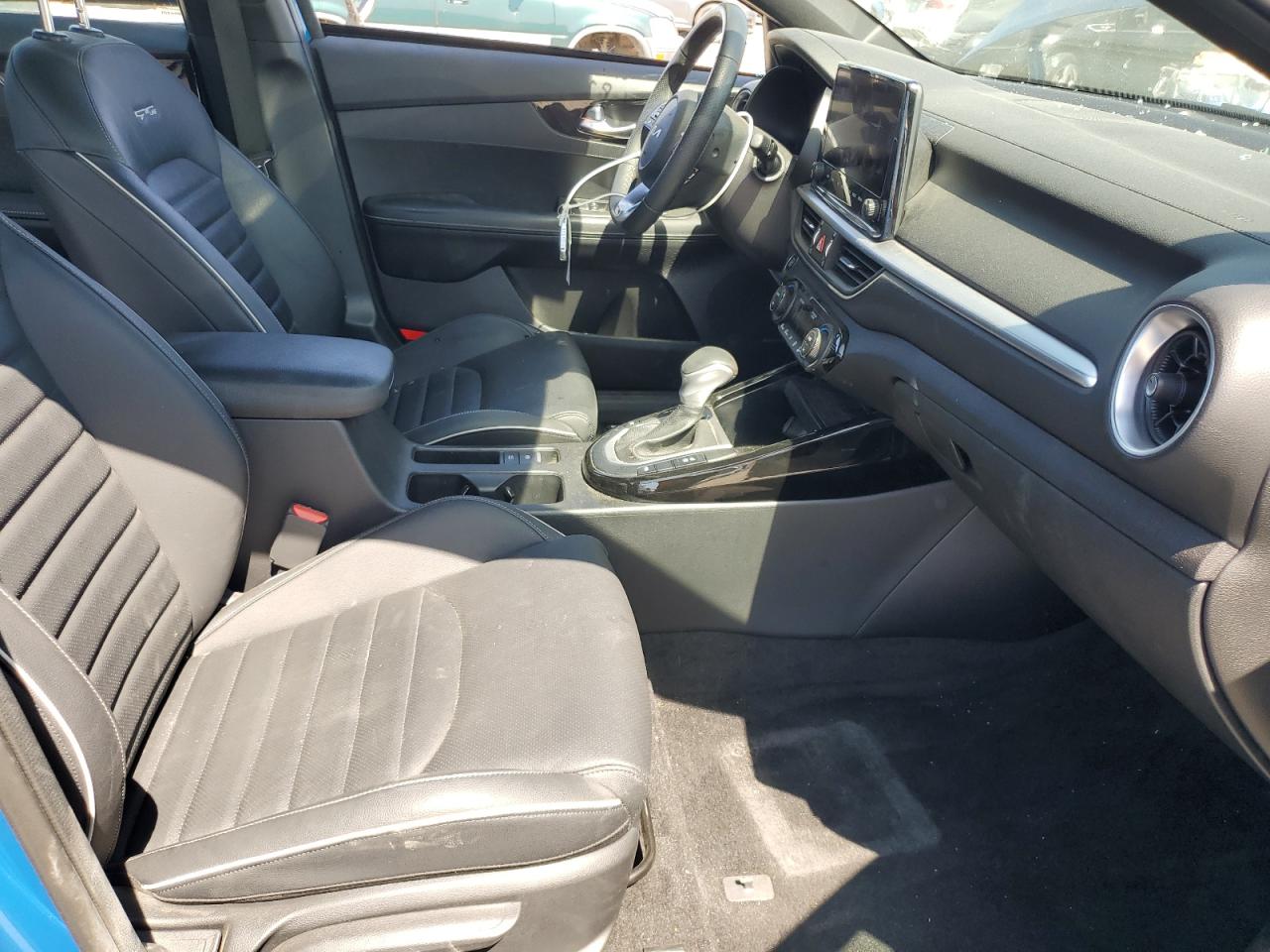 2022 Kia Forte Gt Line VIN: 3KPF54AD6NE456166 Lot: 62879865
