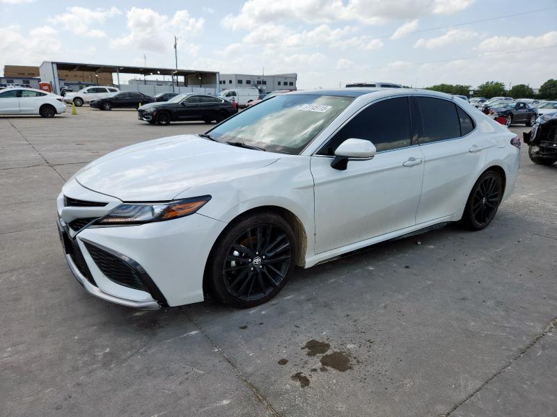  TOYOTA CAMRY 2021 White