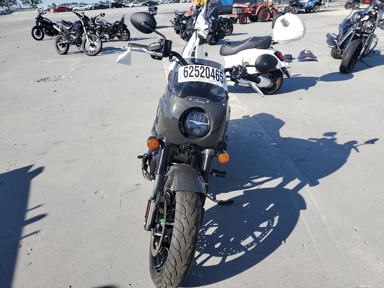 INDIAN MOTORCYCLE CO. MOTORCYCLE 2024 VIN 56KDSDBH4R3018075 фото 2