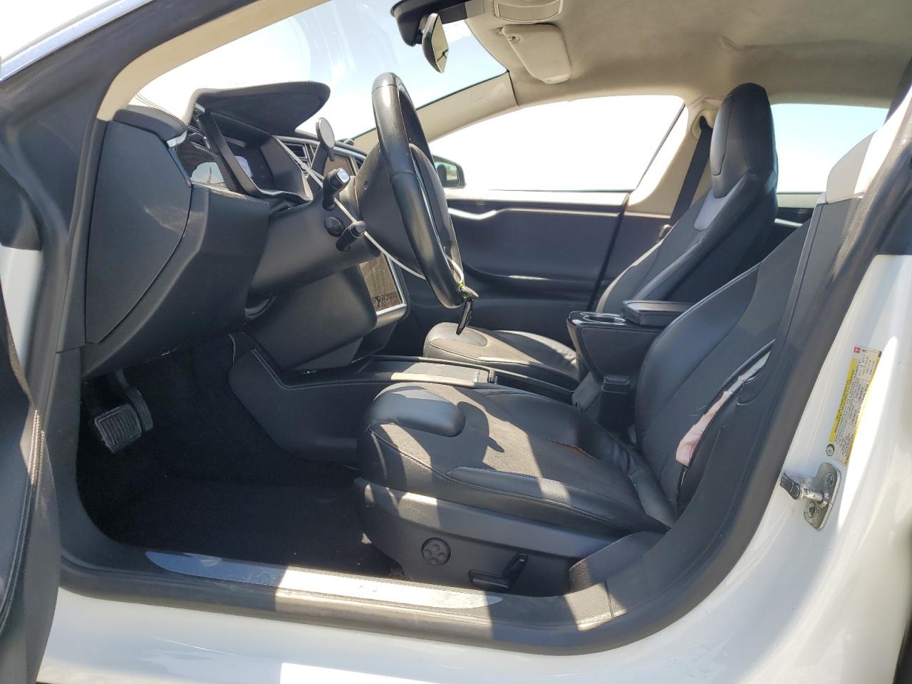 2016 Tesla Model S VIN: 5YJSA1E14GF150573 Lot: 61221075