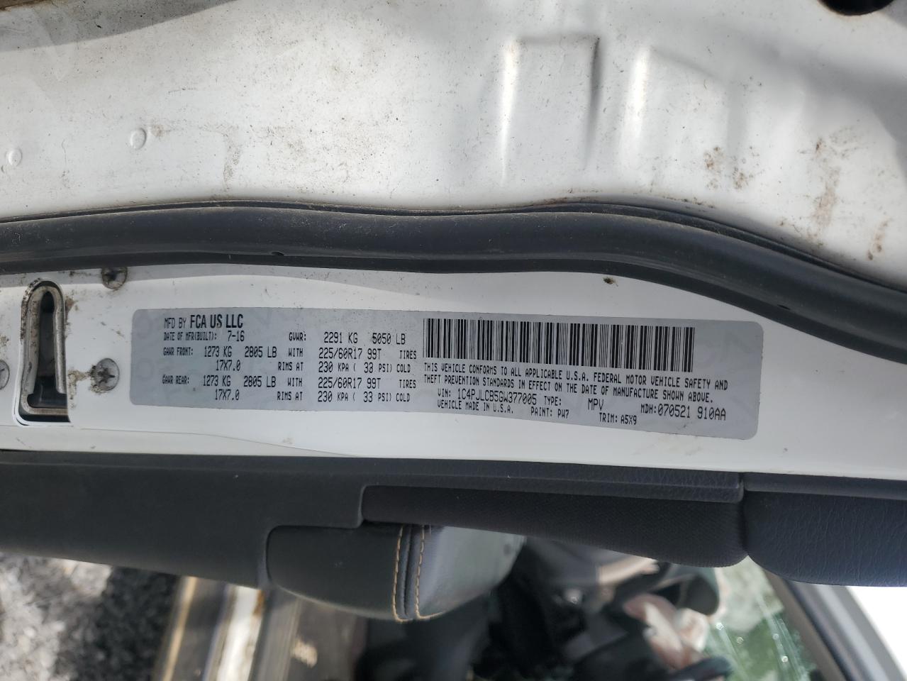 2016 Jeep Cherokee Latitude VIN: 1C4PJLCB5GW377005 Lot: 60925545