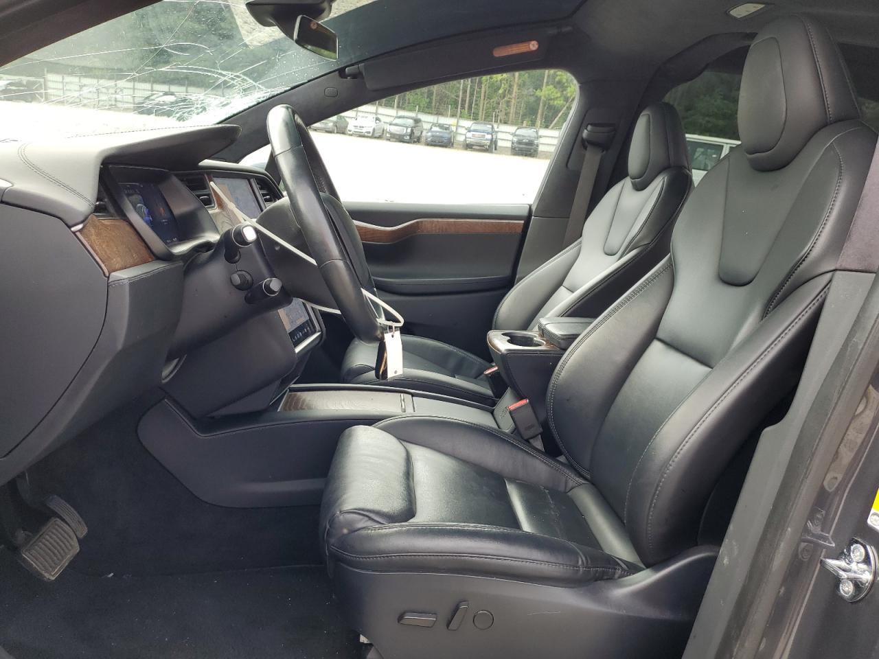 2020 Tesla Model X VIN: 5YJXCBE27LF303715 Lot: 61717145