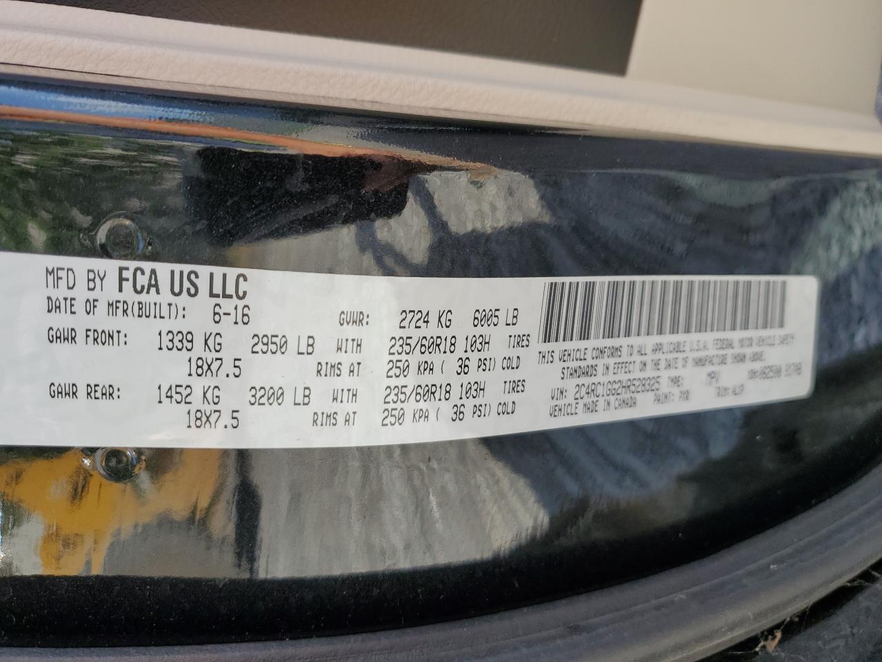 2017 Chrysler Pacifica Limited VIN: 2C4RC1GG2HR528325 Lot: 61238565