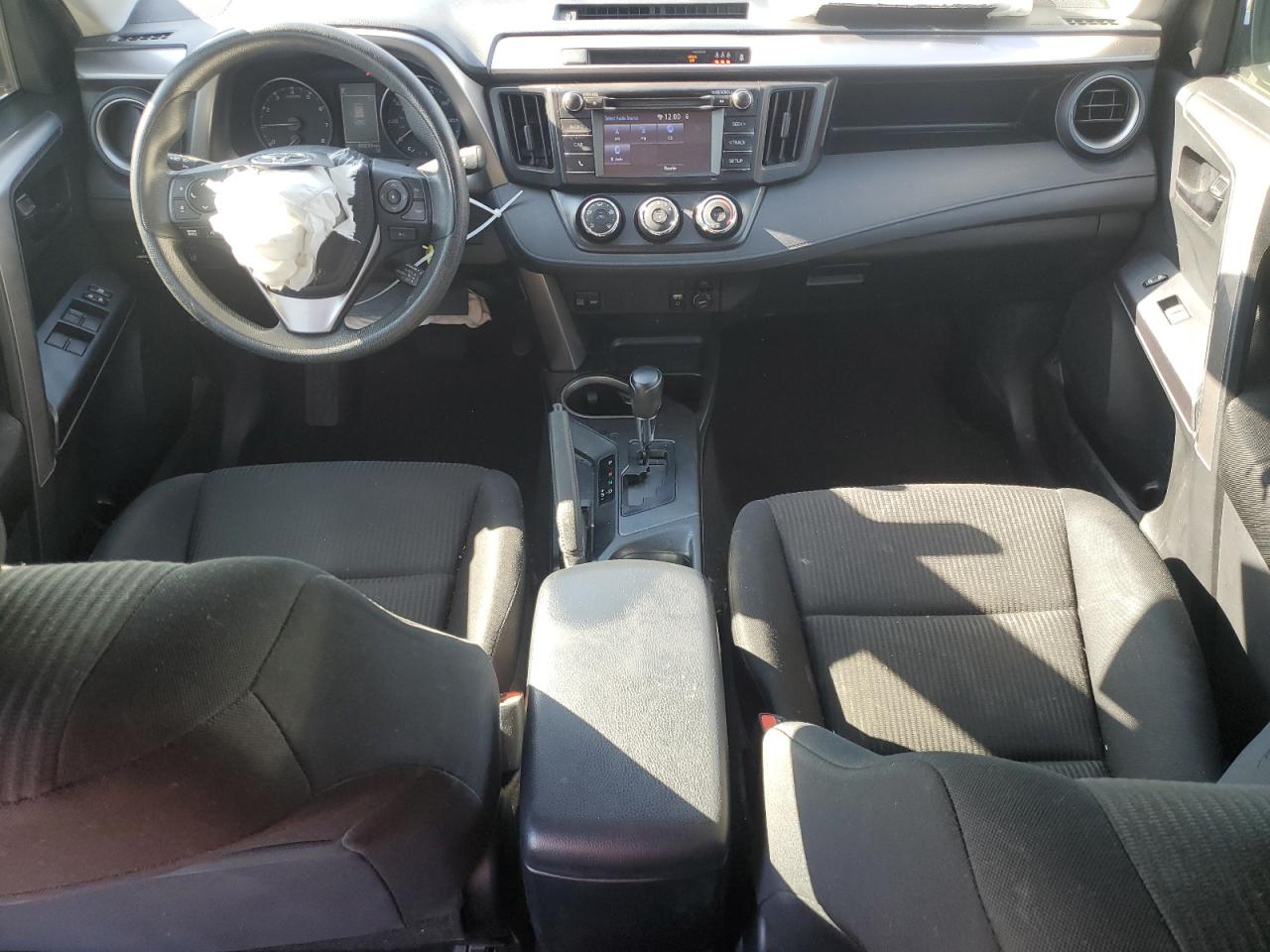 JTMZFREV6HJ107686 TOYOTA RAV4 2017