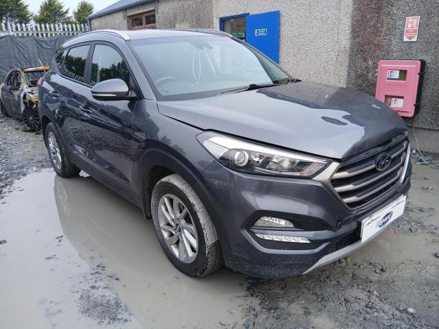 2017 HYUNDAI TUCSON SE