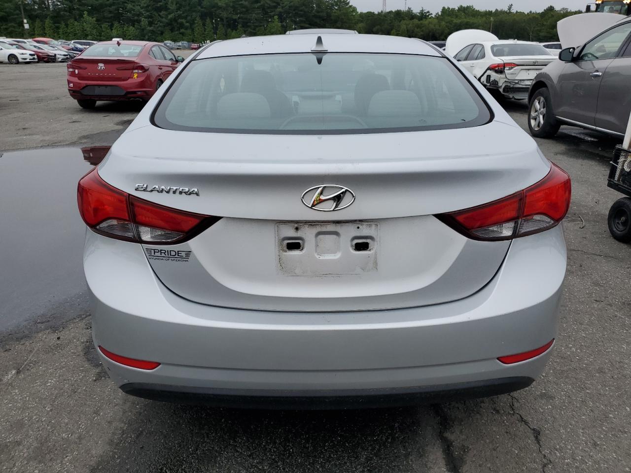 2014 Hyundai Elantra Se VIN: 5NPDH4AE3EH525382 Lot: 61235005