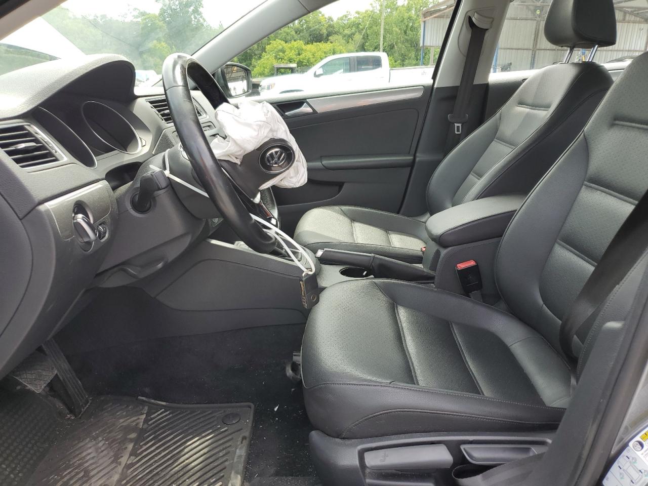 VOLKSWAGEN JETTA 2018 VIN 3VWDB7AJ6JM240130 фото 7