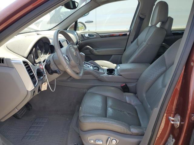  PORSCHE CAYENNE 2012 Коричневый