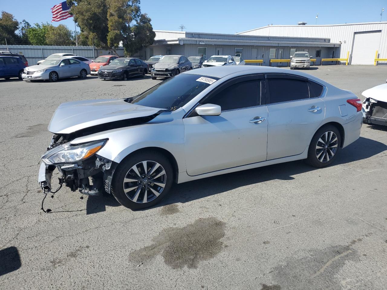 2017 Nissan Altima 2.5 na sprzedaż w Martinez, CA - Front End