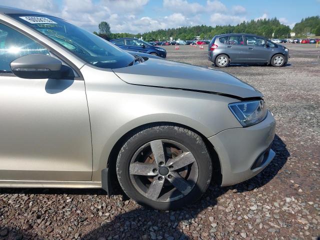 2014 VOLKSWAGEN JETTA SE B