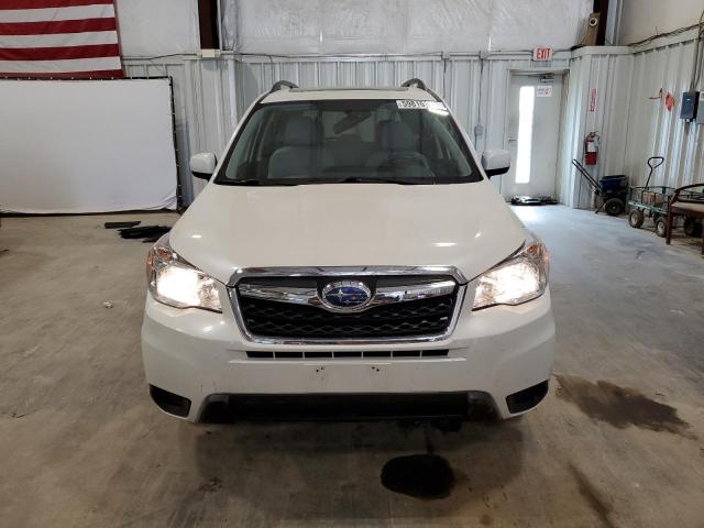  SUBARU FORESTER 2016 White