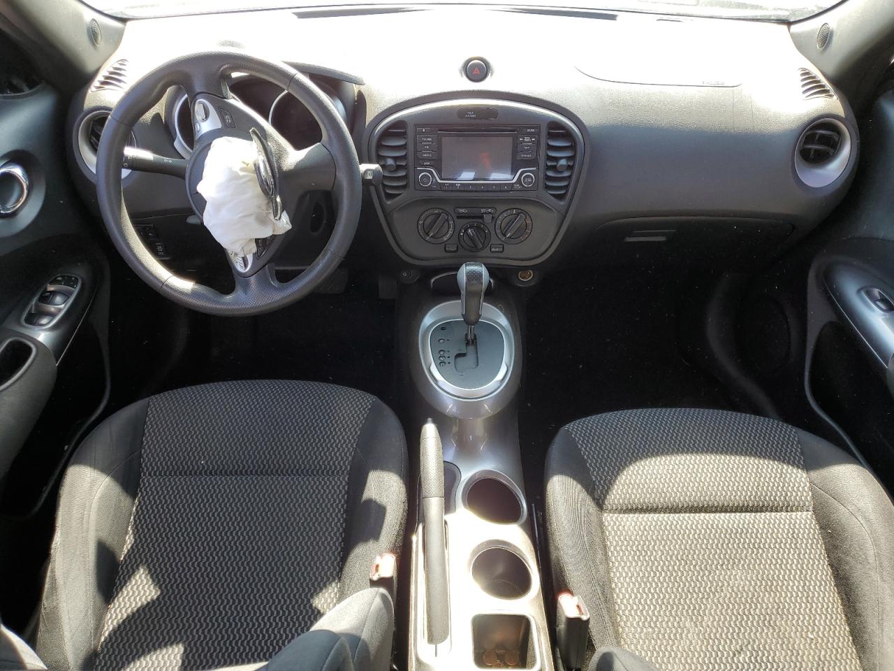 2015 Nissan Juke S VIN: JN8AF5MV8FT559832 Lot: 61772065