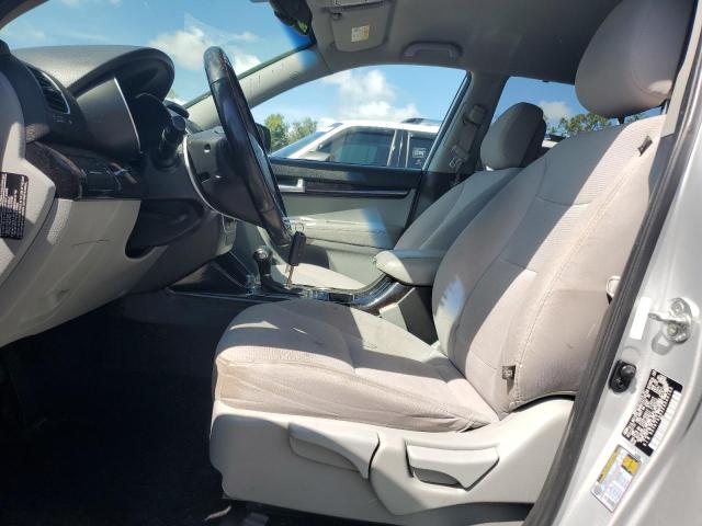  KIA SORENTO 2014 Srebrny