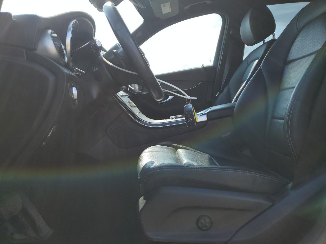 2020 Mercedes-Benz Glc 300 4Matic VIN: WDC0G8EBXLF690288 Lot: 62073795