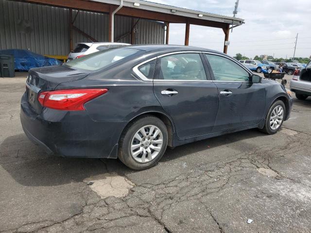 Sedans NISSAN ALTIMA 2016 Czarny