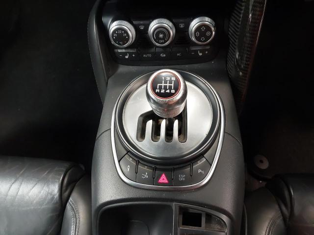 2010 AUDI R8 SPYDER