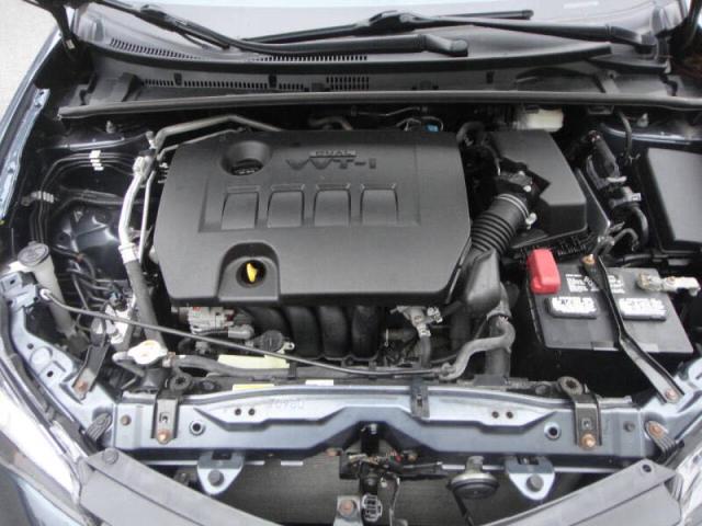 TOYOTA COROLLA 2018 Czarny