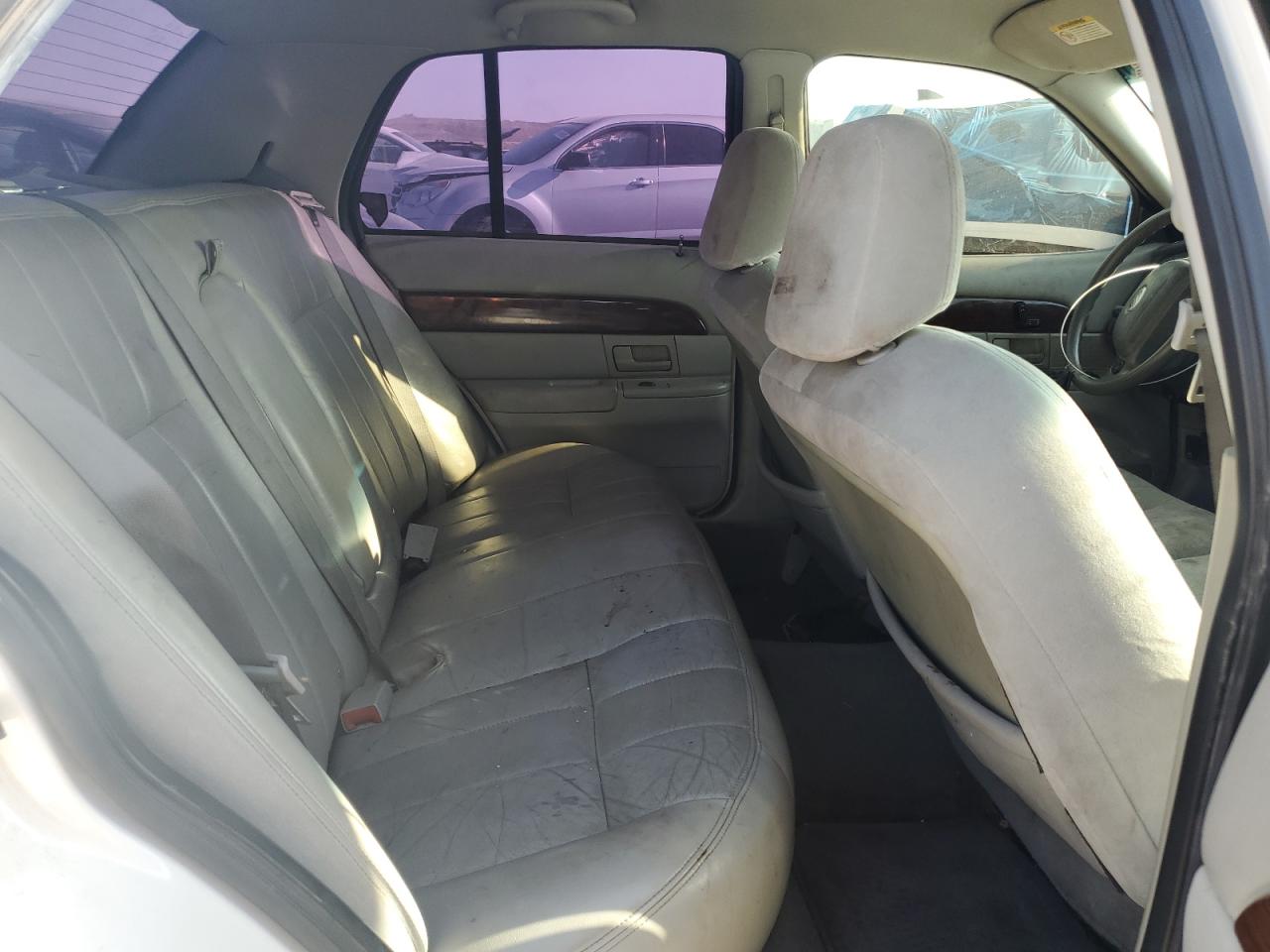 2003 Mercury Grand Marquis Gs VIN: 2MEFM74W83X606740 Lot: 62712345