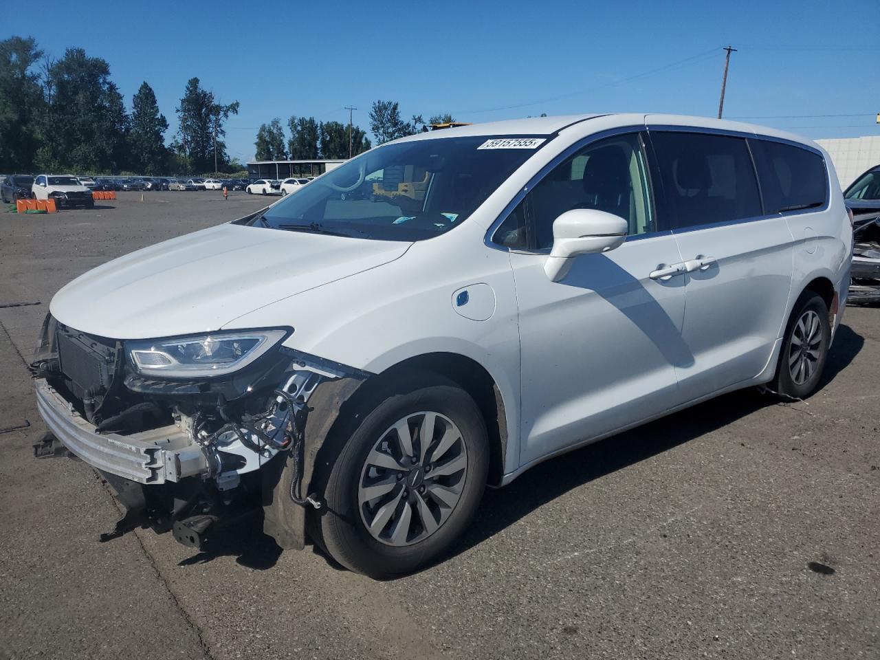 Portland, OR에서 판매 중인 2022 Chrysler Pacifica Hybrid Touring L - Front End