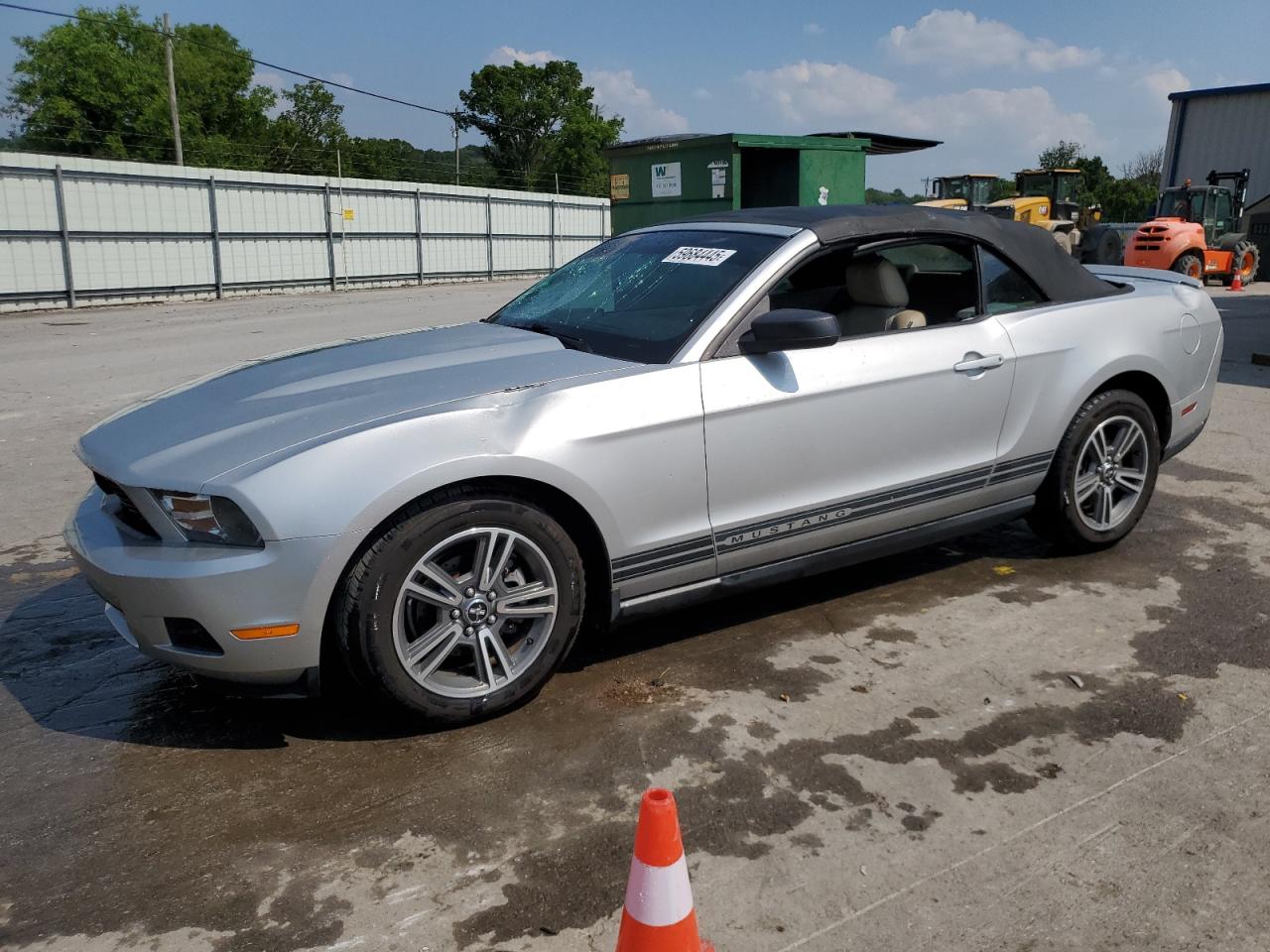 2010 Ford Mustang იყიდება Lebanon-ში, TN - Side