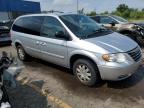 2007 Chrysler Town & Country Touring zu verkaufen in Woodhaven, MI - Front End