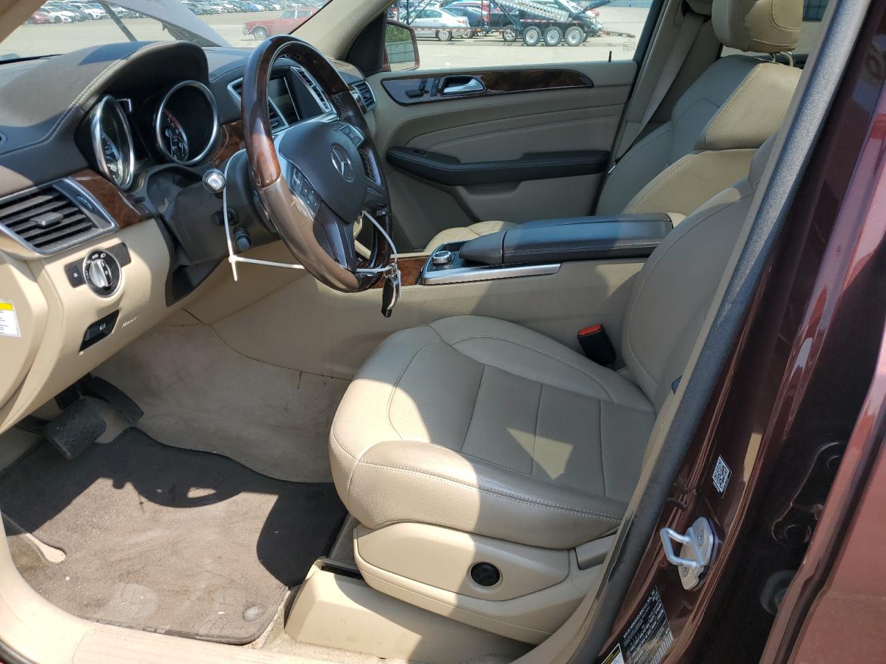 2014 Mercedes-Benz Ml 550 4Matic VIN: 4JGDA7DB8EA307710 Lot: 60202685