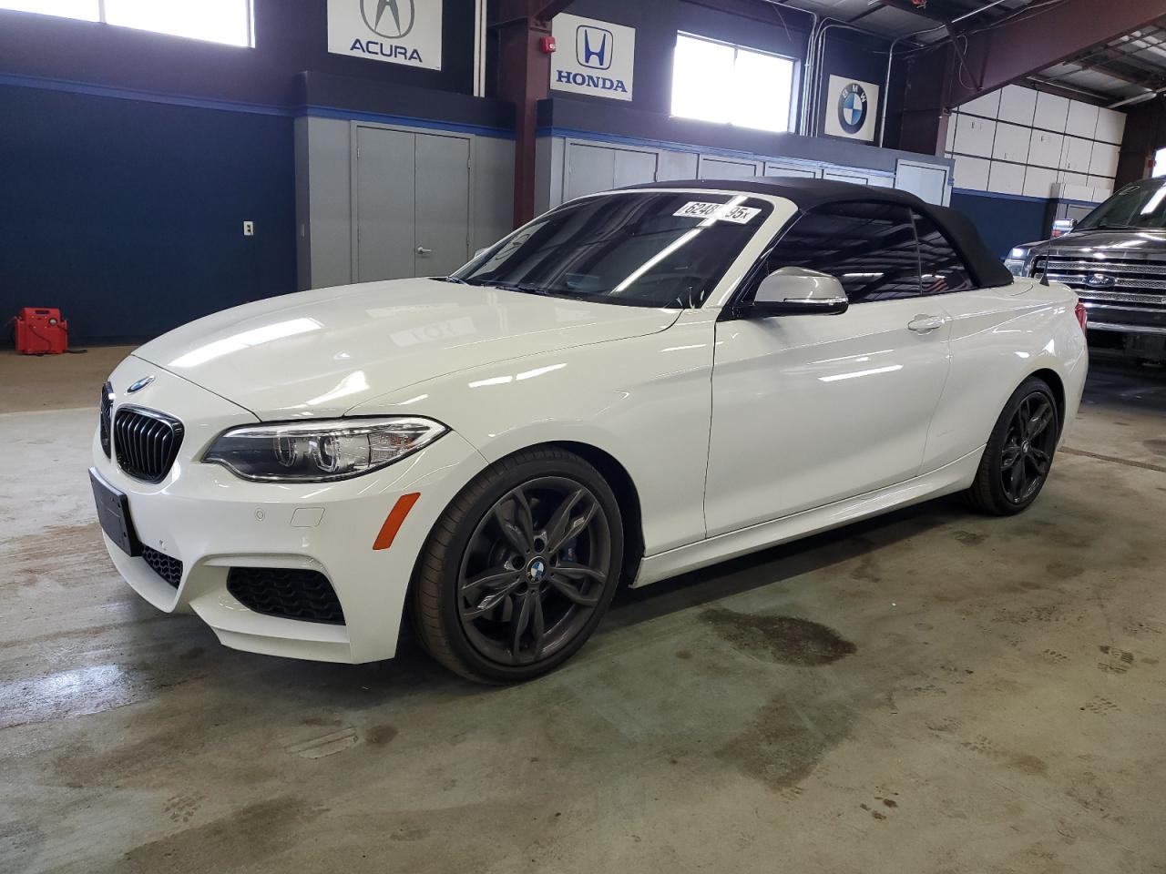 2017 BMW M240Xi