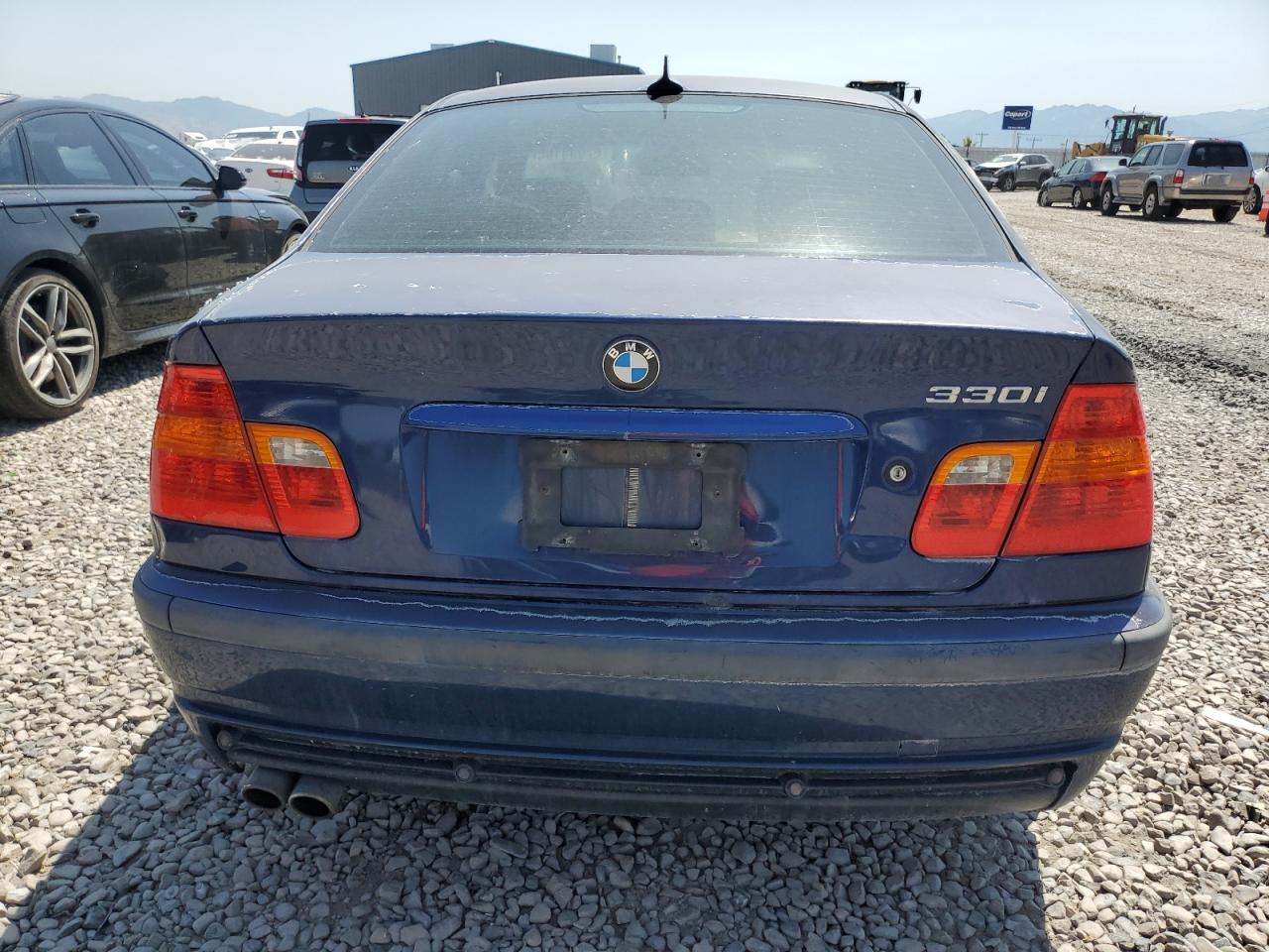 2003 BMW 330 I VIN: WBAEV53453KM03898 Lot: 62038165