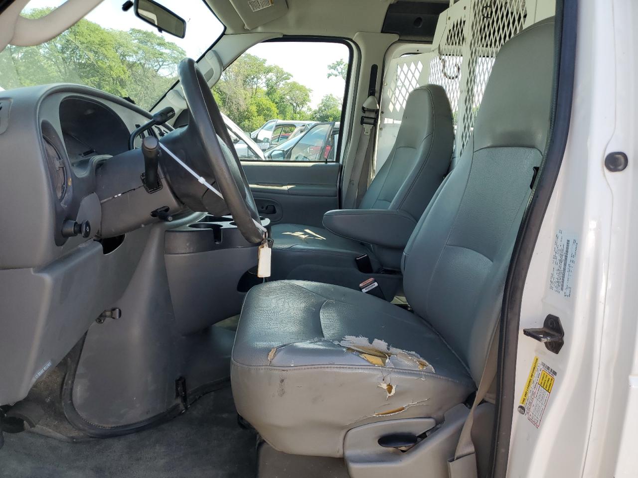 2006 Ford Econoline E350 Super Duty Van VIN: 1FTSE34L76DB10920 Lot: 62496745