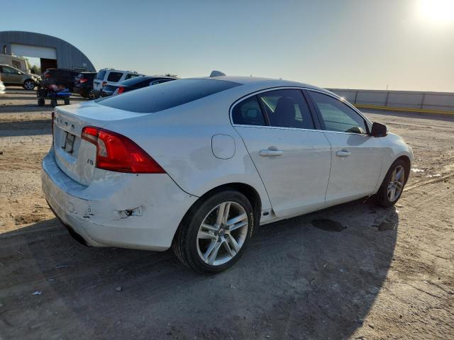 Sedans VOLVO S60 2015 White