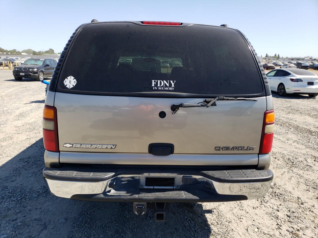 2003 Chevrolet Suburban C1500 VIN: 3GNEC16Z13G301988 Lot: 63067535