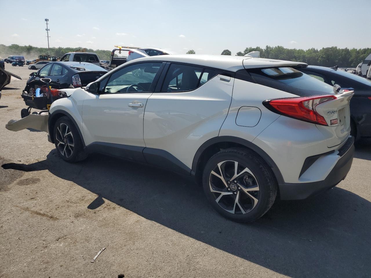 TOYOTA C-HR 2019 VIN NMTKHMBX3KR079200 zdjęcie 2