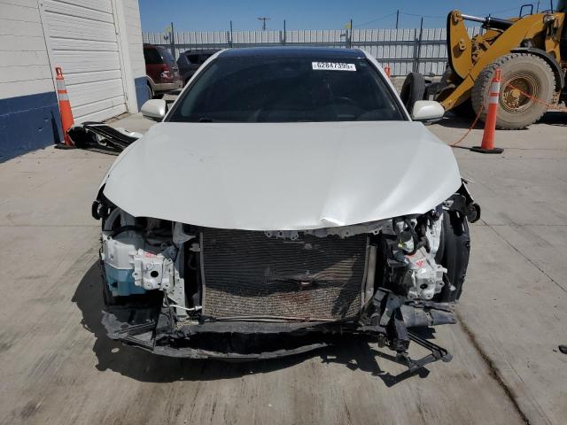  TOYOTA CAMRY 2022 White