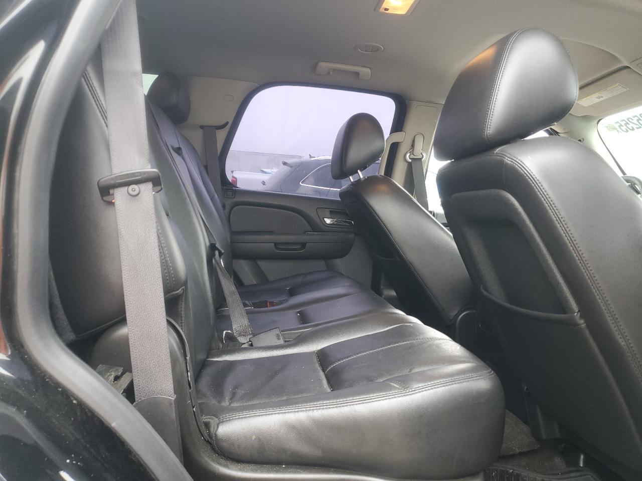 2010 Chevrolet Tahoe K1500 Lt VIN: 1GNUKBE07AR215721 Lot: 60985255