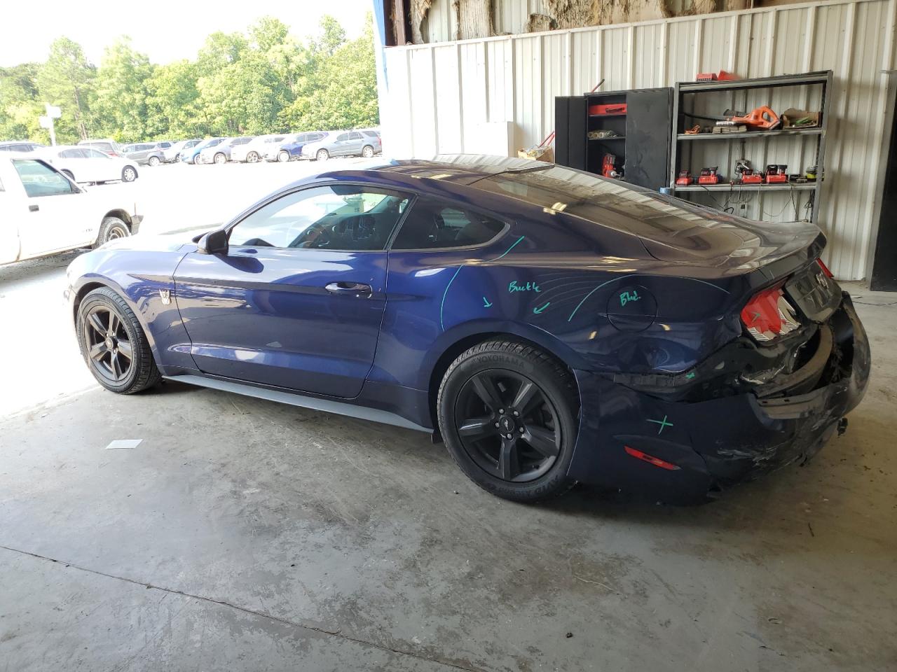FORD MUSTANG 2018 VIN 1FA6P8TH4J5170538 фото 2