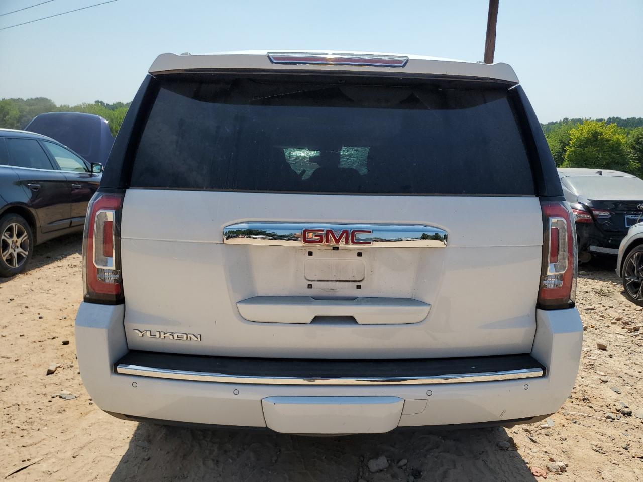 2019 GMC Yukon Denali VIN: 1GKS2CKJ9KR236045 Lot: 62757225