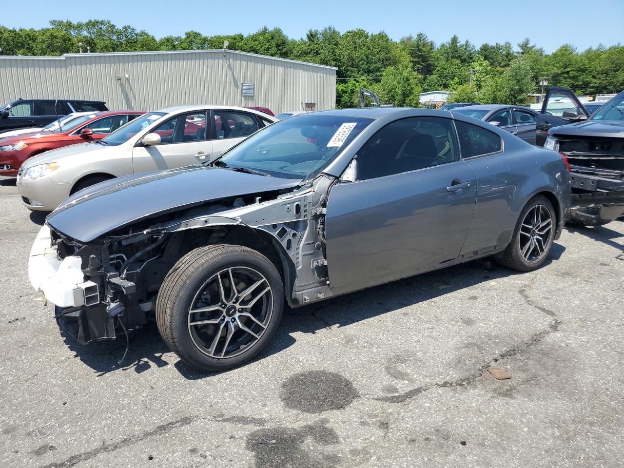 JN1CV6EK8EM111555 INFINITI Q60 Photo 1