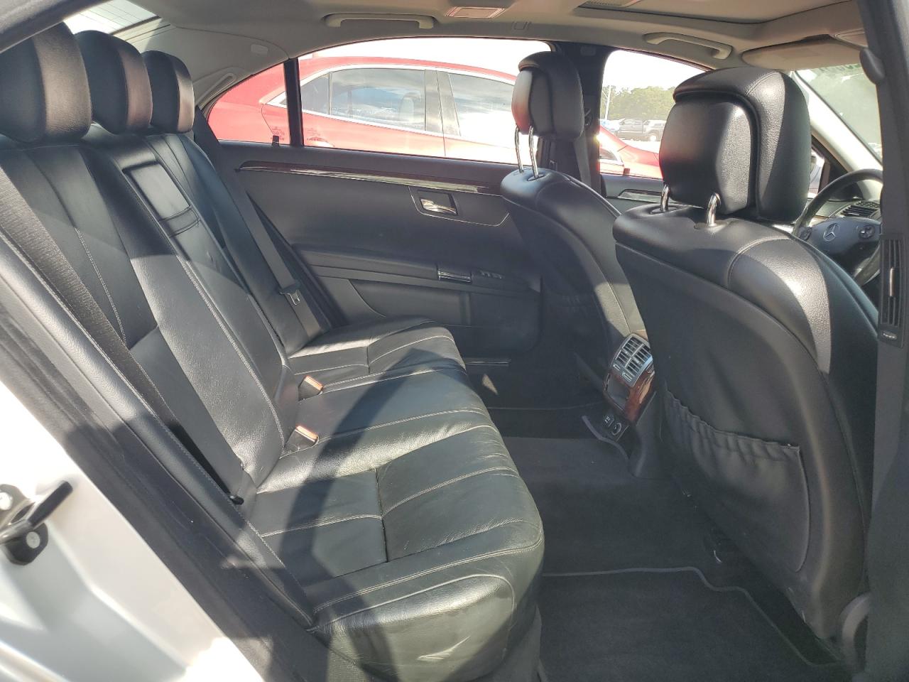 2007 Mercedes-Benz S 550 VIN: WDDNG71X17A127680 Lot: 61382985