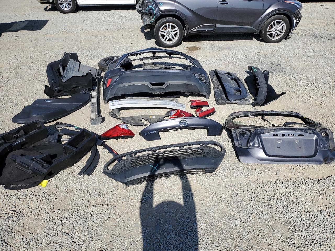 2021 Toyota C-Hr Xle VIN: JTNKHMBXXM1100766 Lot: 62159885