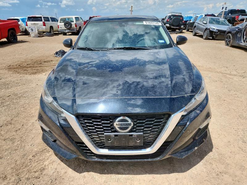  NISSAN ALTIMA 2021 Черный