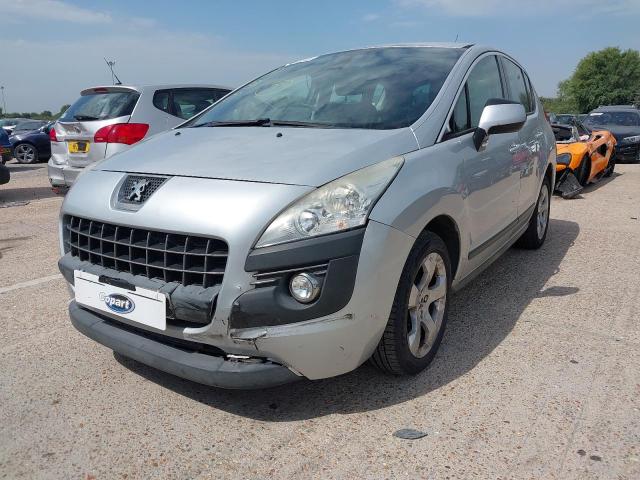 PEUGEOT 3008 ACTIV 2013