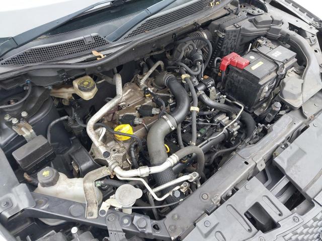 2015 NISSAN QASHQAI
