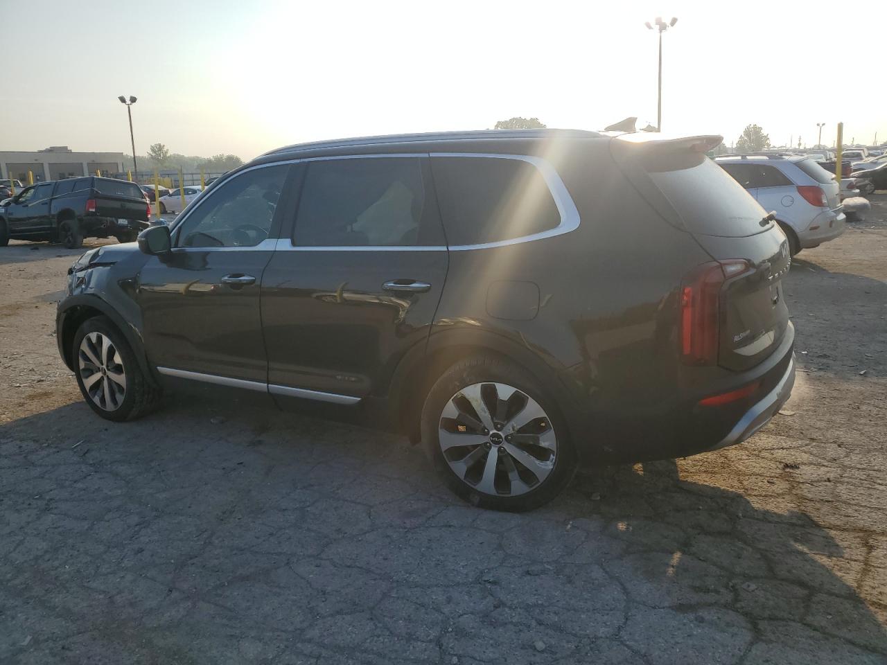 KIA TELLURIDE 2022 VIN 5XYP64HC8NG247187 фото 2