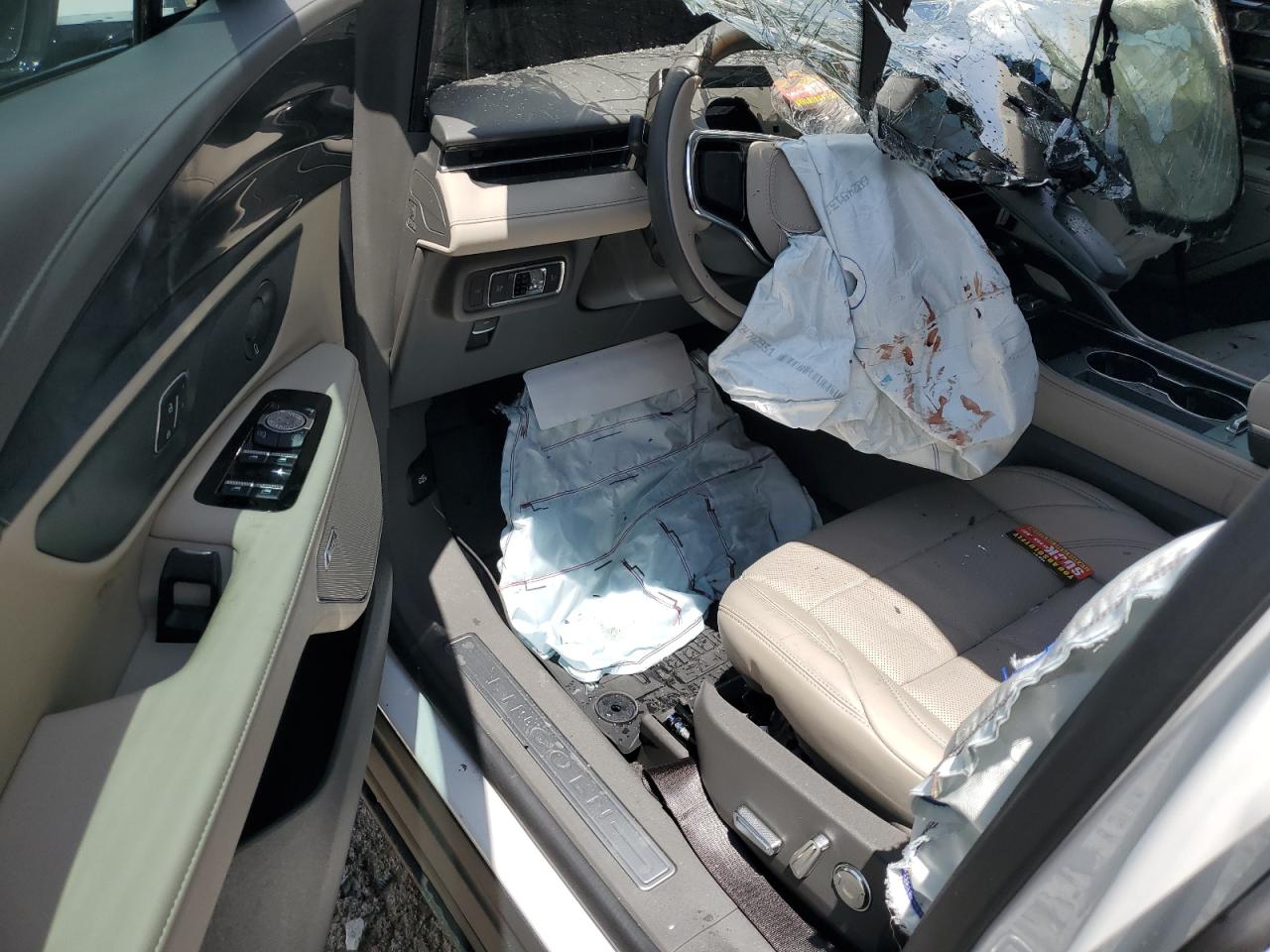 2025 Lincoln Nautilus Premiere VIN: 5LMPJ8JA1SJ887826 Lot: 61561885