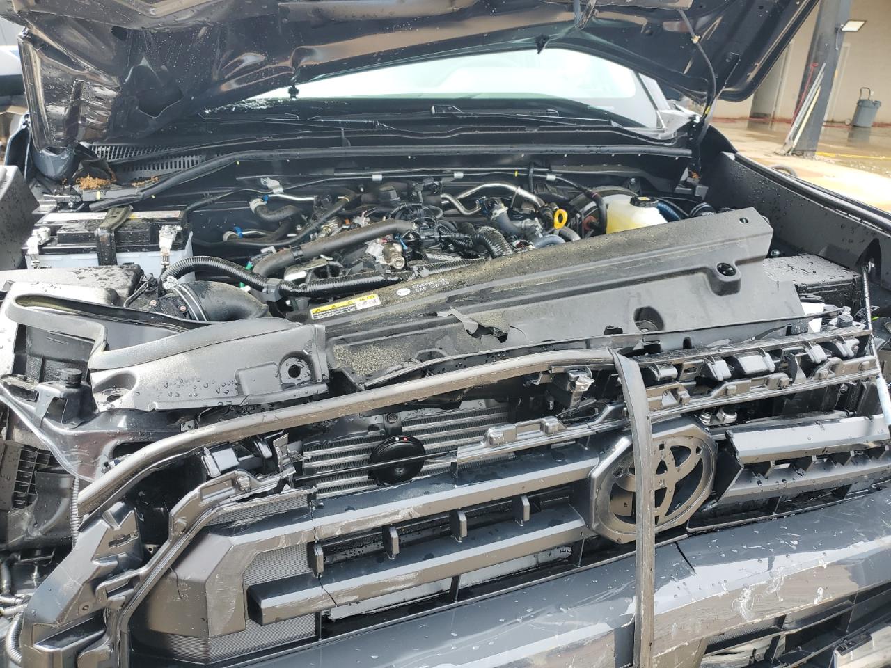 2025 Toyota 4Runner Sr5 VIN: JTEVA5BR8S5005931 Lot: 61780655