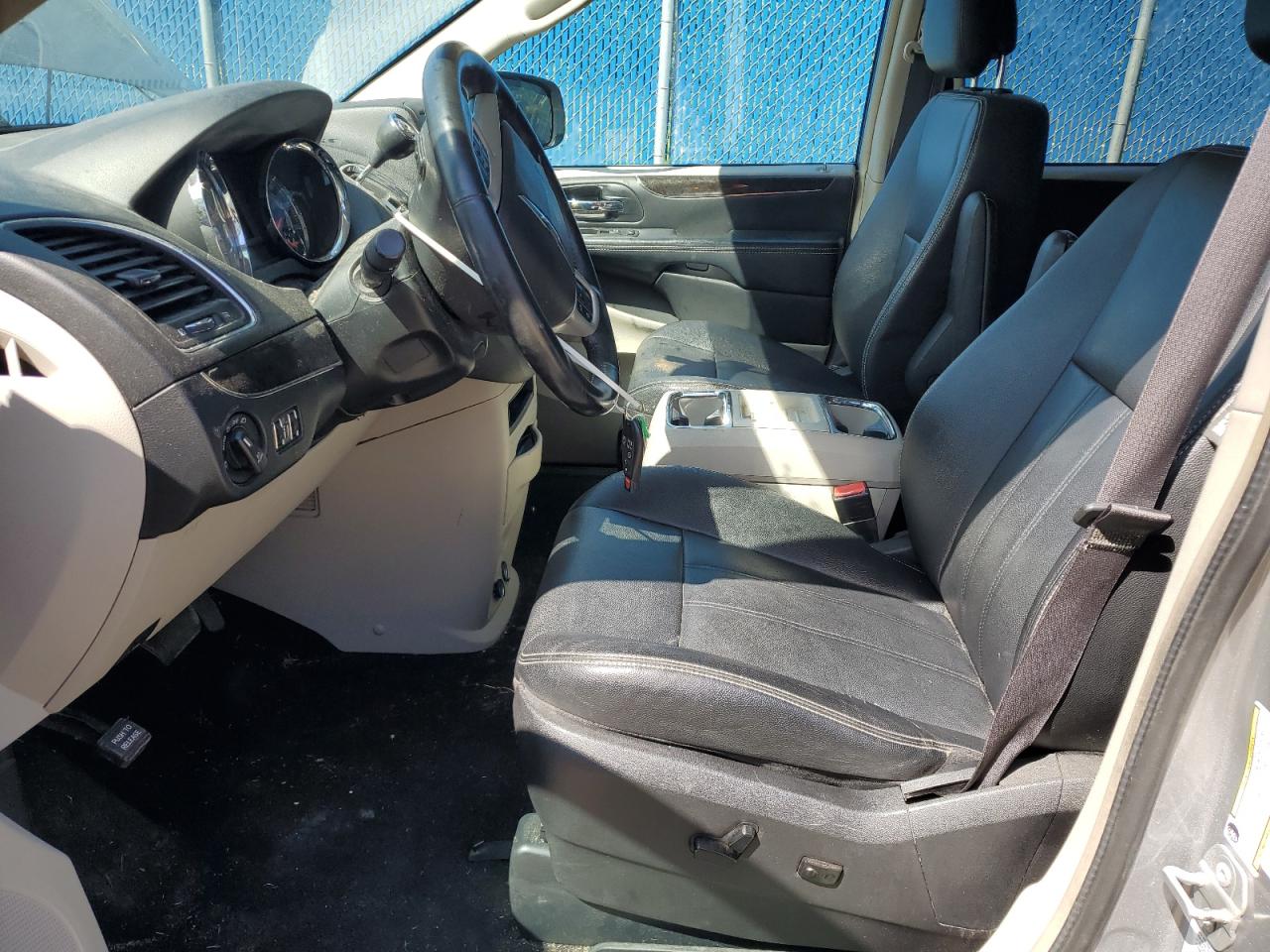 2016 Chrysler Town & Country Touring VIN: 2C4RC1BG5GR197939 Lot: 62589435