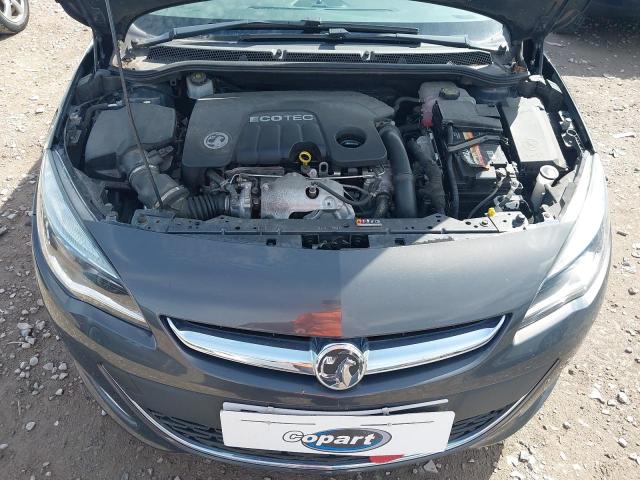2015 VAUXHALL ASTRA SRI