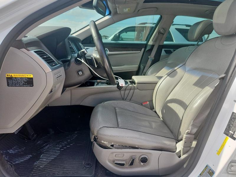 HYUNDAI GENESIS 2015 White