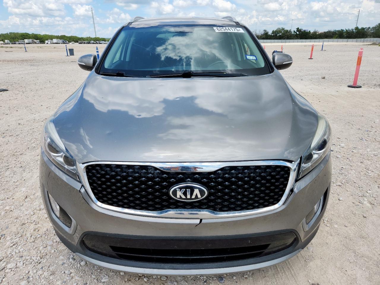 KIA SORENTO 2017 VIN 5XYPH4A58HG325168 photo 5